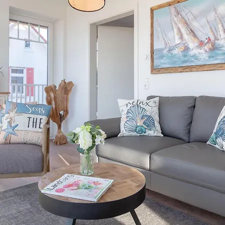 Suite-6 Apartment *