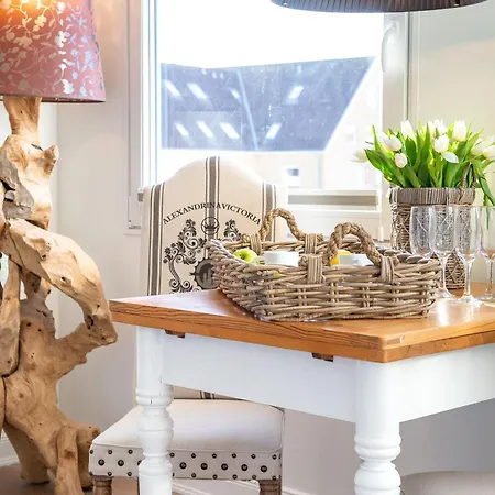 Suite-6 アパート